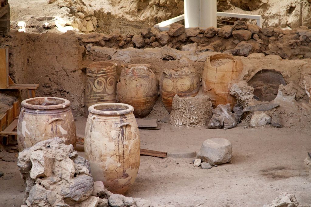 1-santorini-2-akrotiri-museum-akrotiri-minoan-site-35