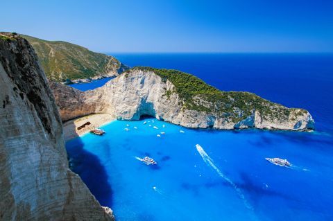 Cruise to Shipwreck and Blue Caves 2