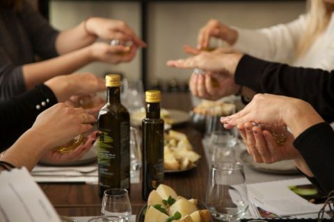 Olive Oil Tasting Experience 1