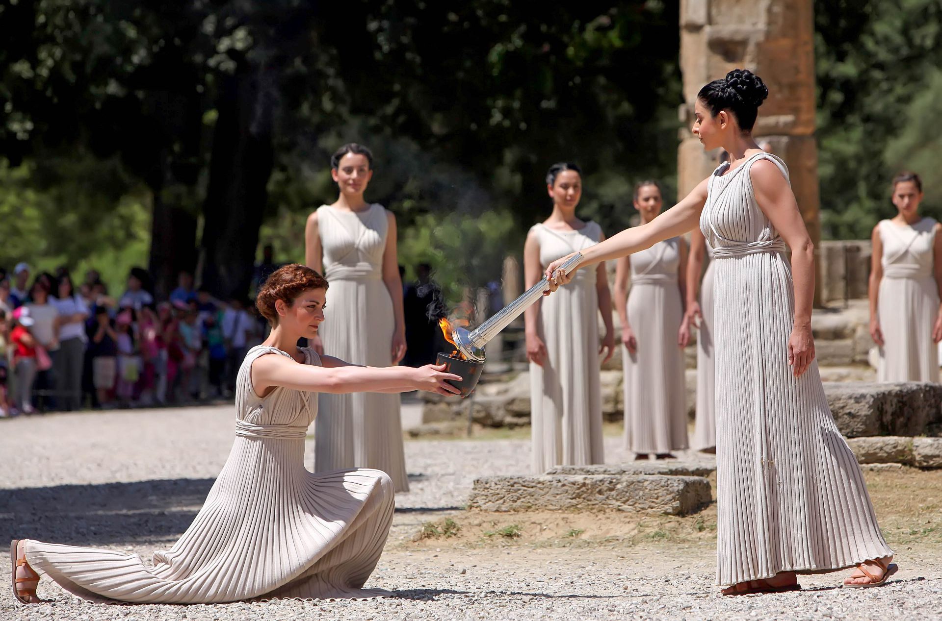 Olympia: Olympic flame