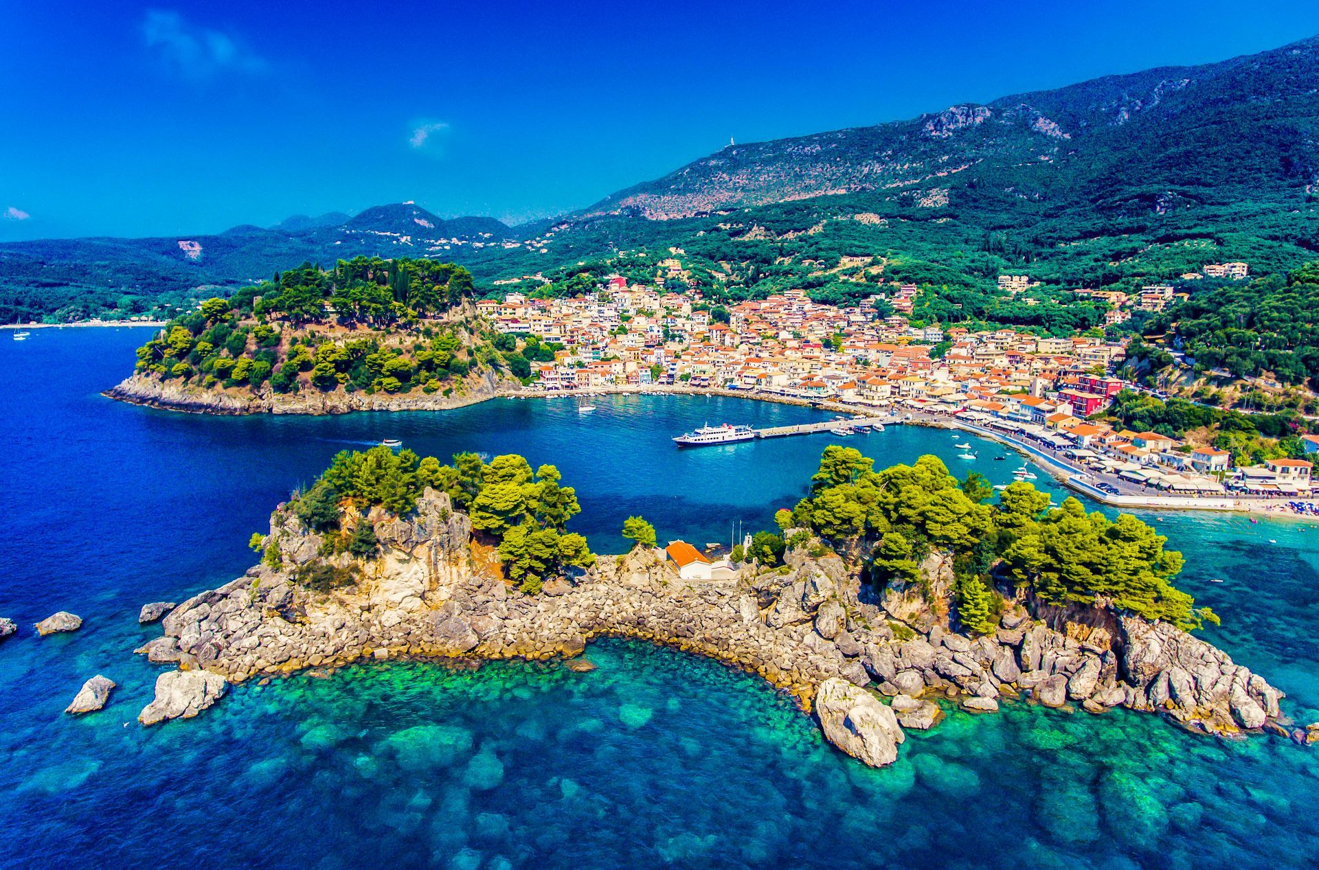 Parga Greece: the colourful Town