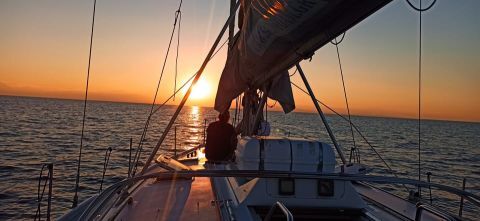 Sunset cruise departing from Nea Michaniona 2